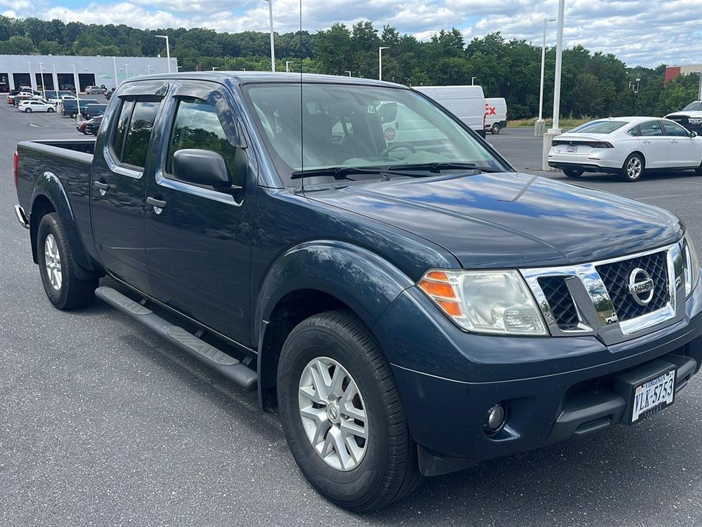 Used 2019 Arctic Blue Metallic Nissan SV image 3