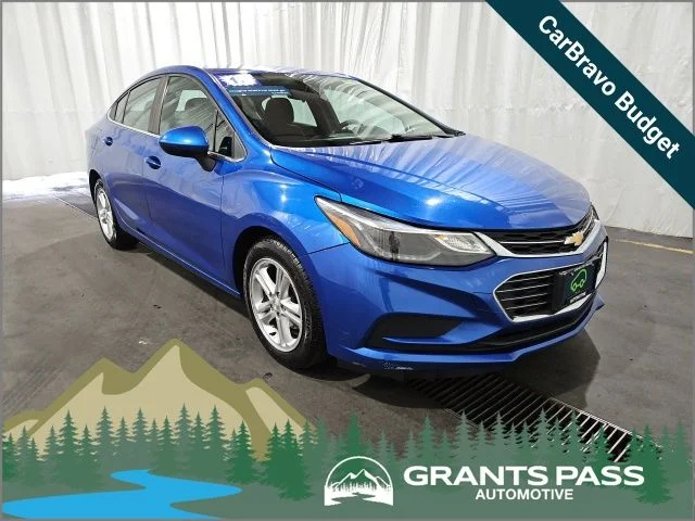 2017 Chevrolet Cruze LT Auto's photo