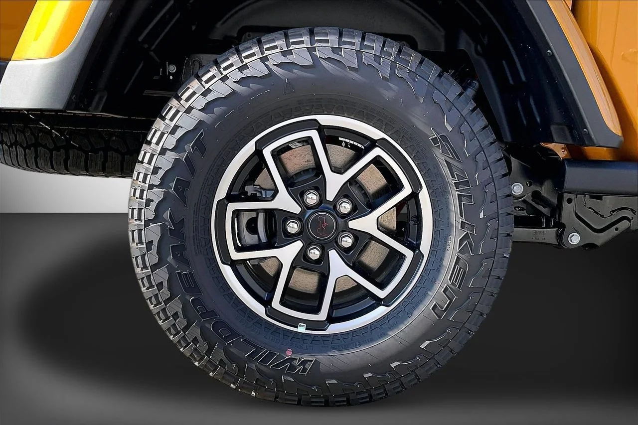 New 2026 Goldilocks (DISC) Jeep Rubicon image 32