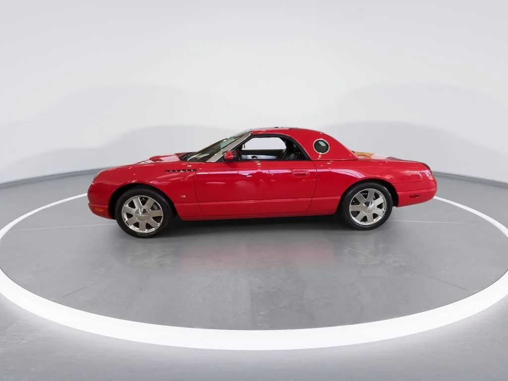 Used 2002 Red Ford Base image 5
