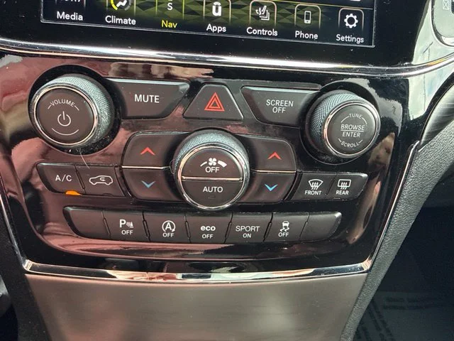 Used 2021 Red Jeep Laredo X image 24