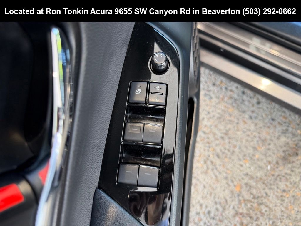 Used 2019 Magnetic Gray Metallic Toyota Advanced image 12