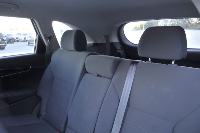 Used 2018 Silver Kia LX image 12