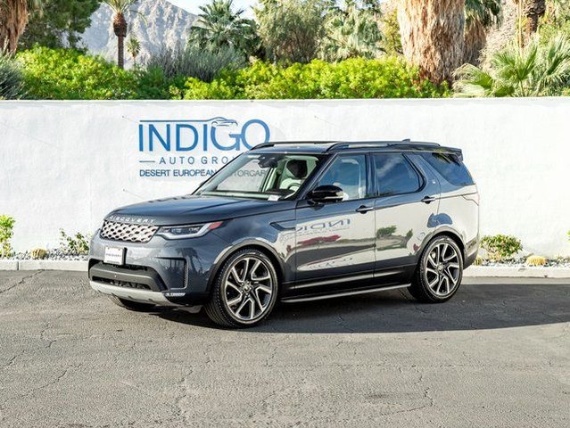 2025 Land Rover Discovery S