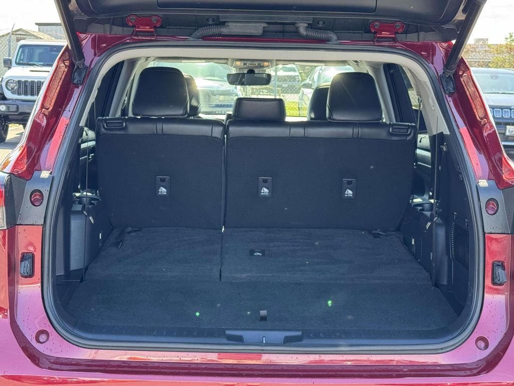Used 2023 Red Toyota XLE image 29