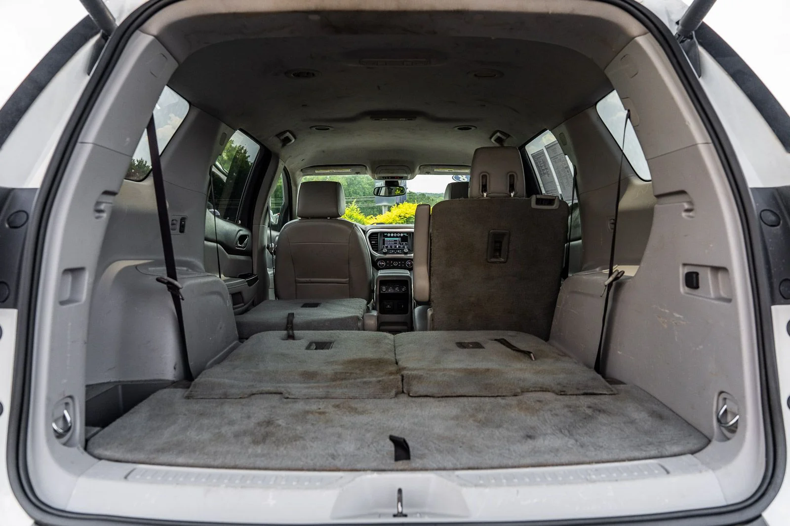 Used 2018 White GMC SLT-2 image 14