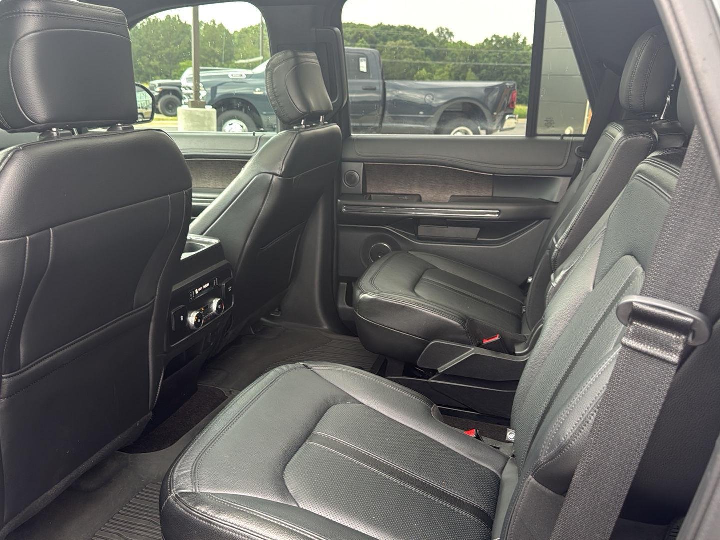 Used 2020 Magnetic Metallic Ford Limited image 17
