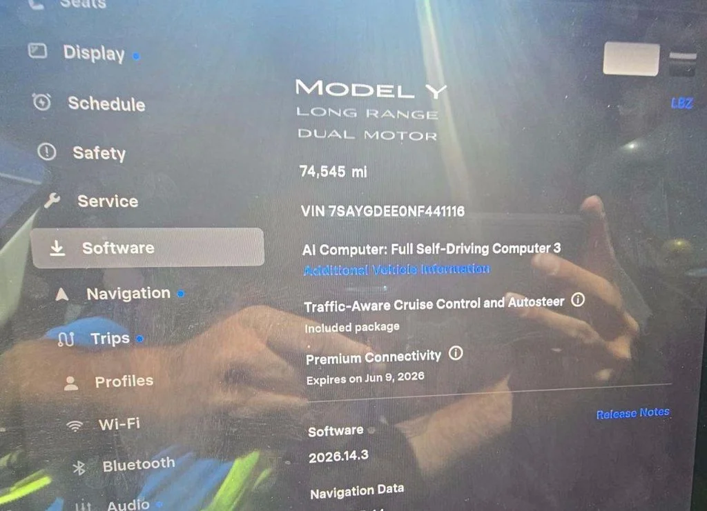Used 2022 Black Tesla Long Range image 21