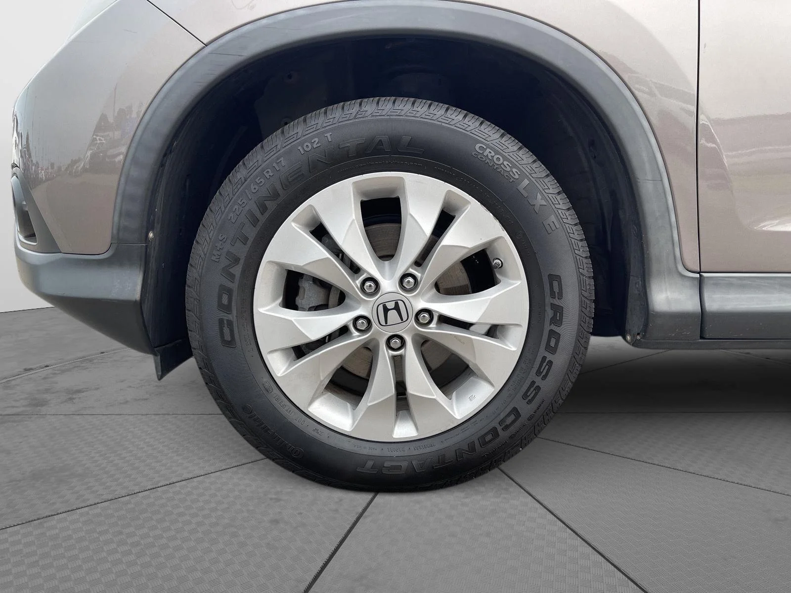 Used 2013 Urban Titanium Metallic Honda EX image 23