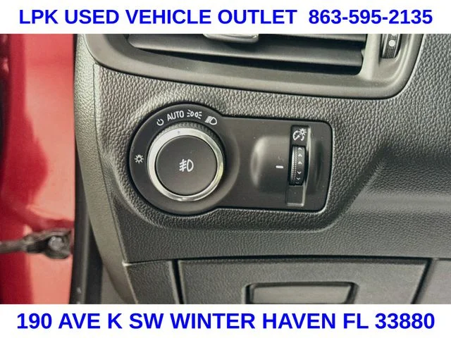 Used 2019 Red Buick Essence image 10