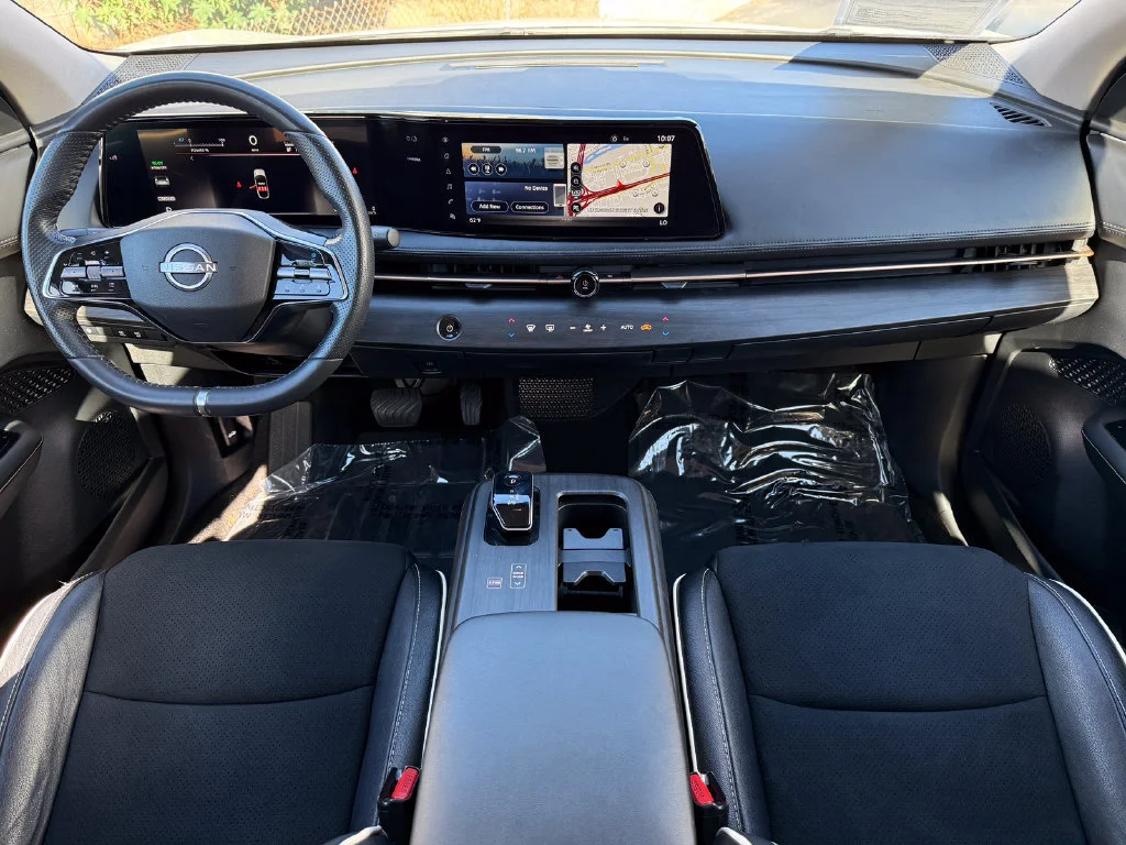 Used 2023  Nissan VENTURE+ image 20