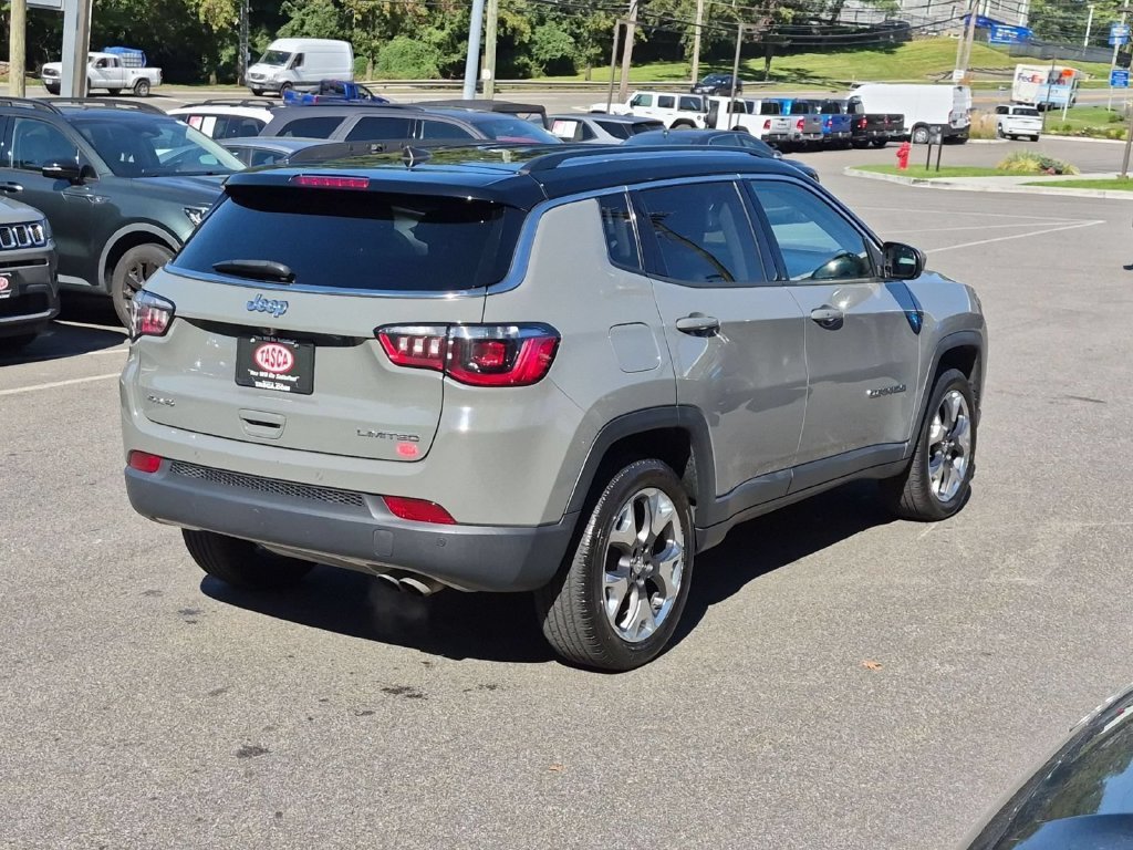 Used 2021 Gray Jeep Limited image 3