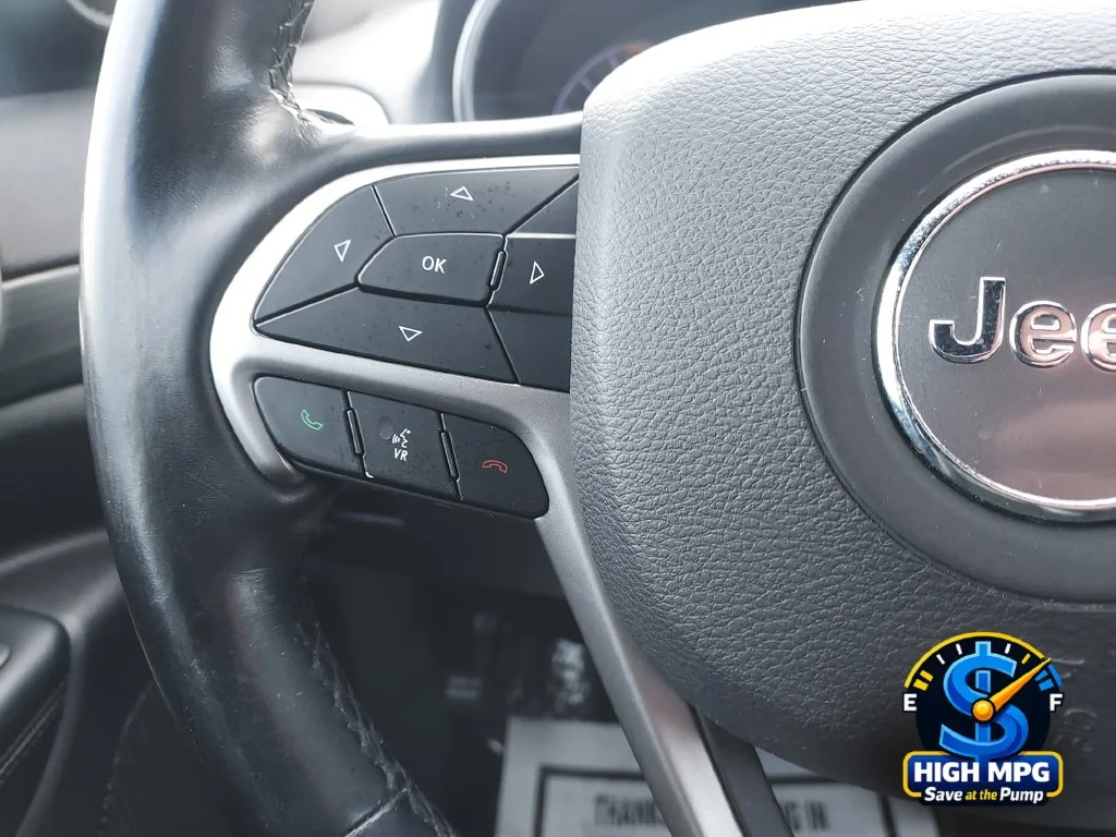 Used 2020 Gray Jeep Altitude image 19