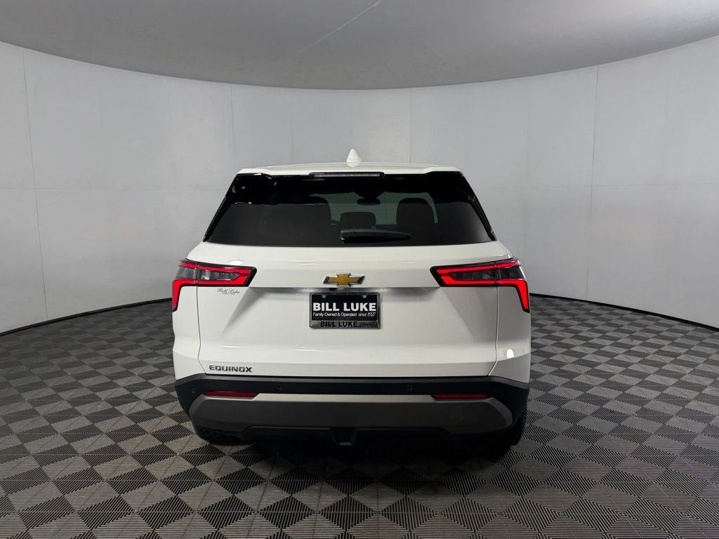 Used 2026 White Chevrolet LT image 6