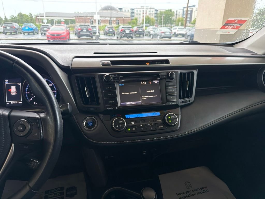 Used 2018 Electric Toyota XLE image 15