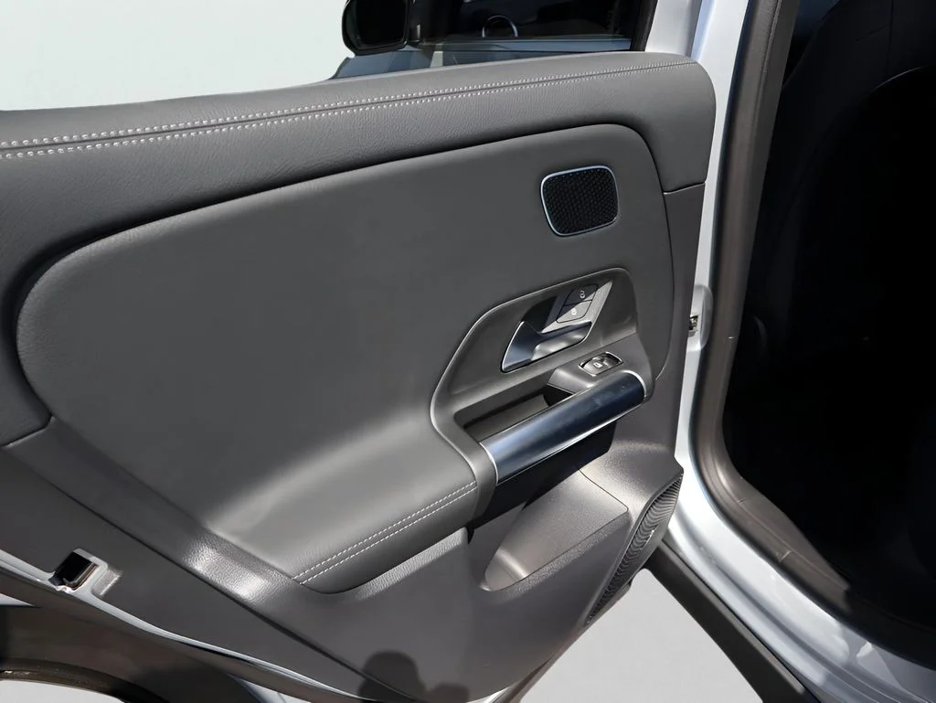 Used 2026 Cirrus Silver Metallic Mercedes-Benz GLA 250 image 20