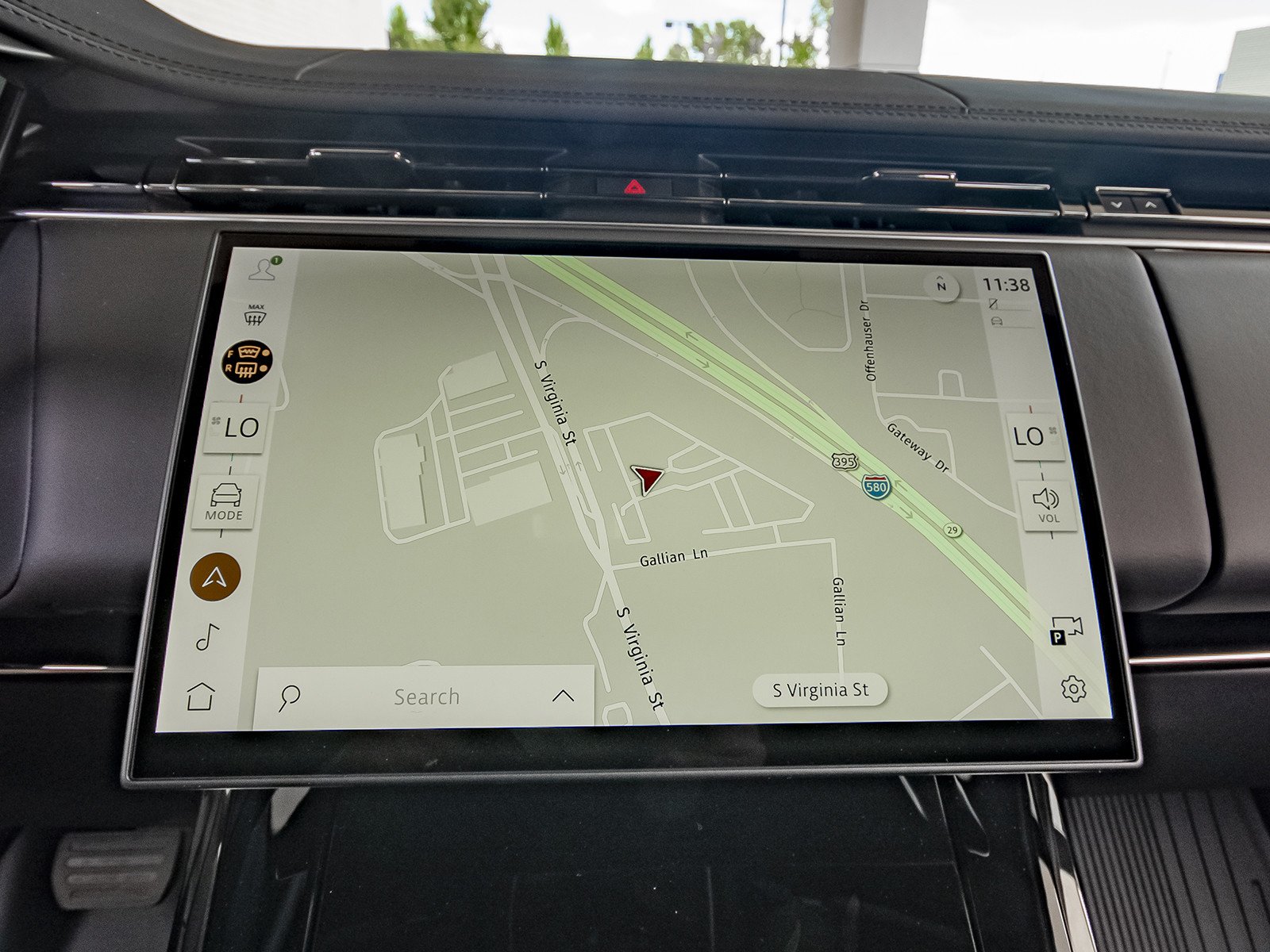 New 2026 Santorini Black Land Rover SE image 22