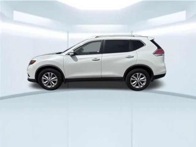 Used 2016 White Nissan SV image 10