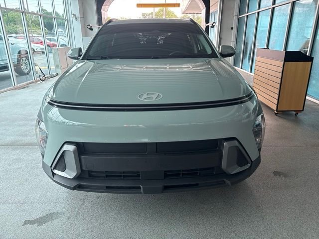 Used 2024 Green Hyundai SEL image 2