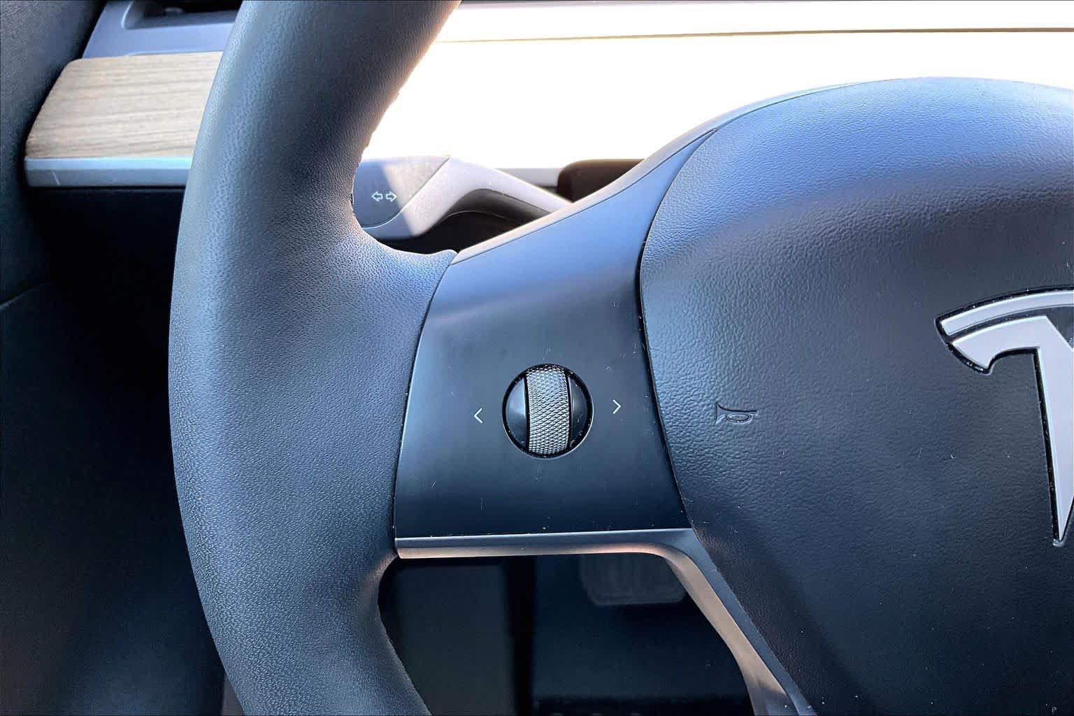 Used 2021 Pearl White Multi-Coat Tesla Long Range image 20