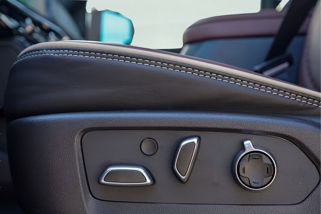 2026 GMC Sierra 3500HD Denali Ultimate - Photo 18