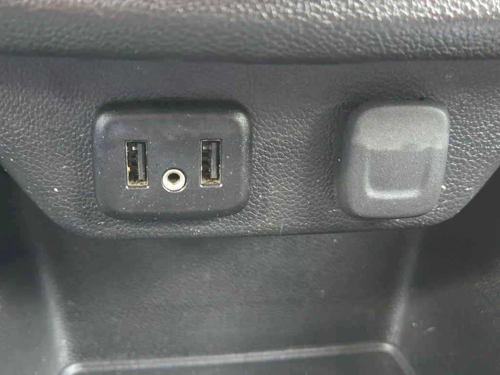Used 2019 Satin Steel Metallic Chevrolet LT Cloth image 46