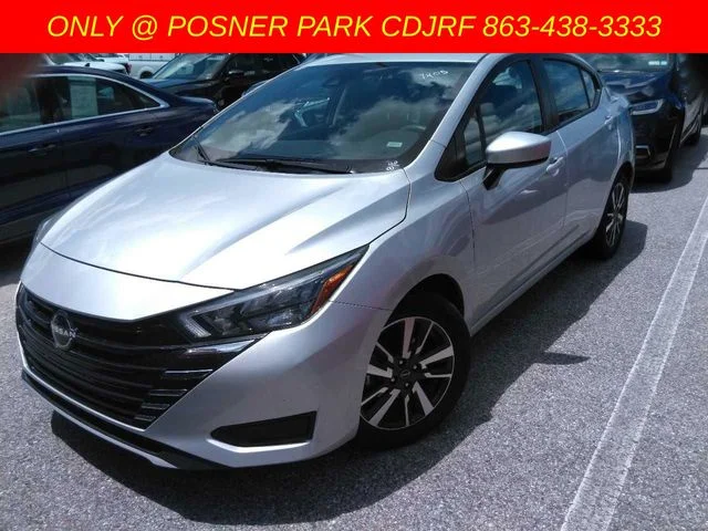 Used 2025 Silver Nissan 1.6 SV image 1