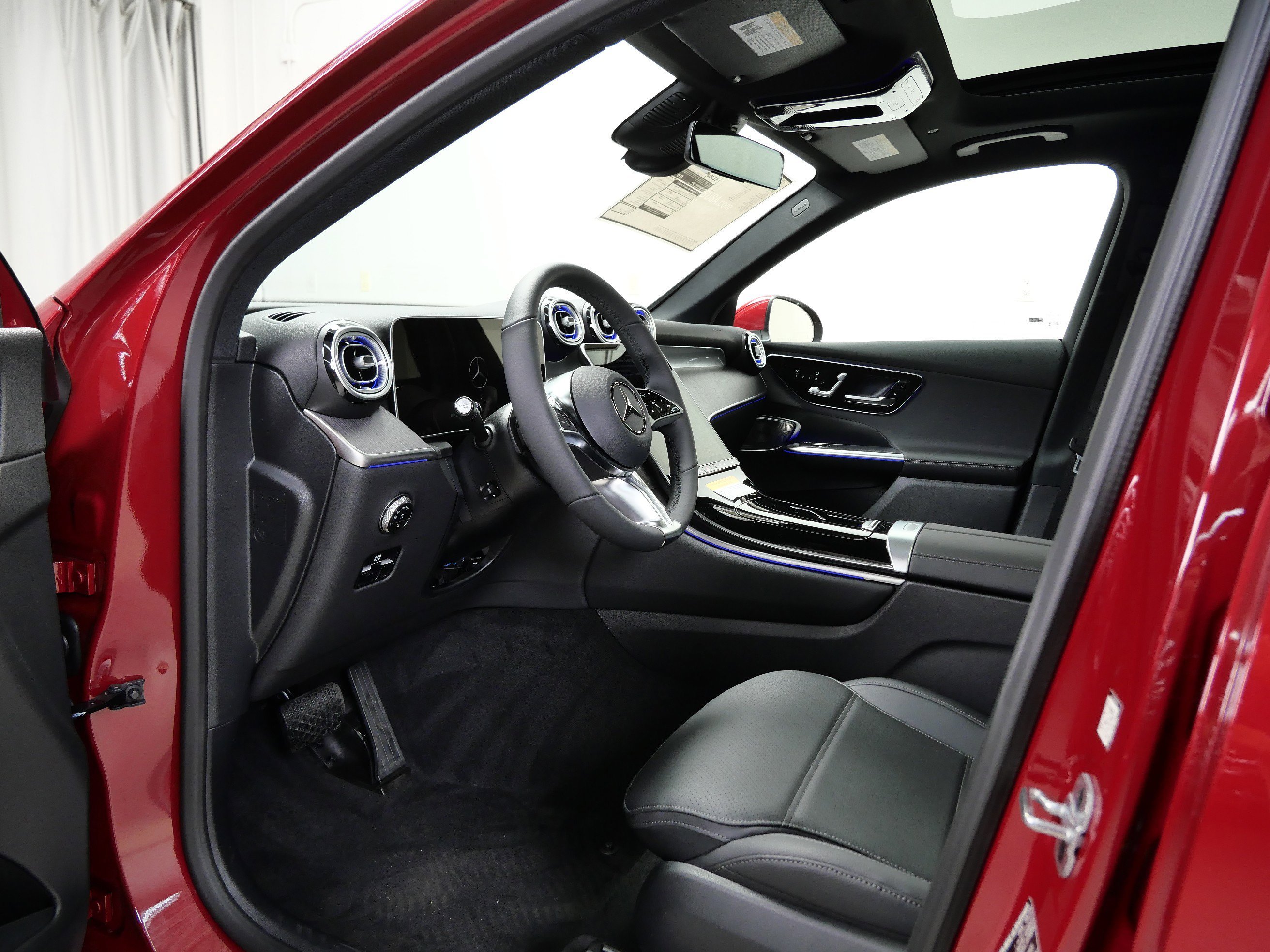 2026 Mercedes-Benz GLC Base - Photo 7