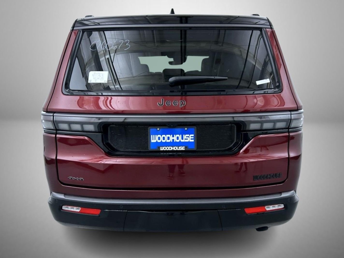 New 2026 Velvet Red Pearl-Coat Exterior Paint Jeep Upland image 6