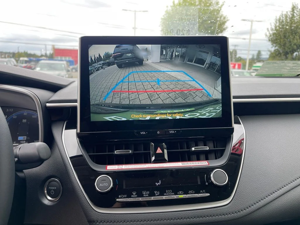 2026 Toyota Corolla XLE - Photo 20
