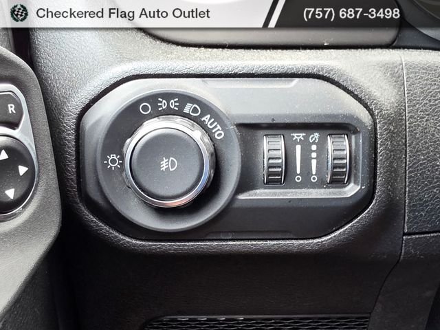 Used 2020 Sting-Gray Clearcoat Jeep Unlimited Sport S image 12
