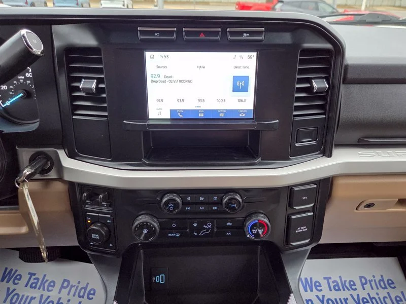 Used 2024 Brown Ford XLT image 37