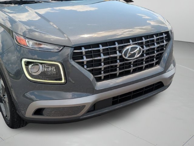 Used 2025 Ecotronic Gray w/Black Roof Hyundai Limited image 40