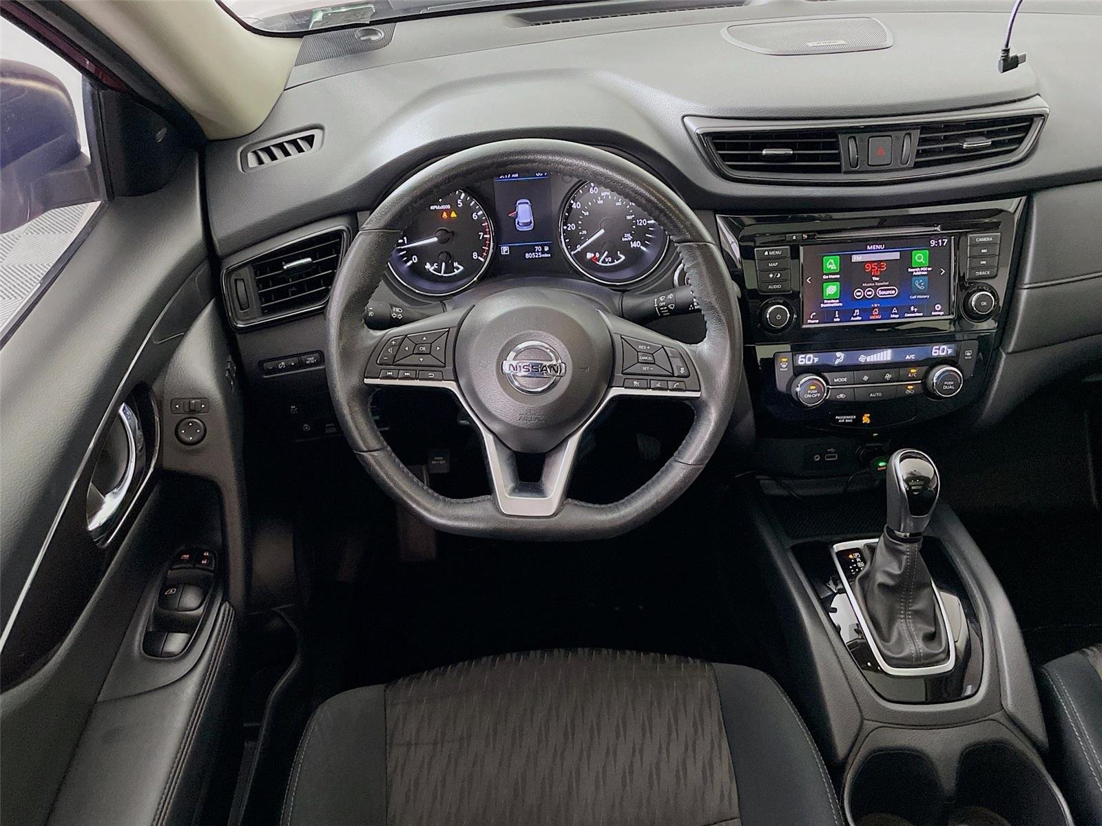 Used 2018 Scarlet Ember Nissan SV image 27
