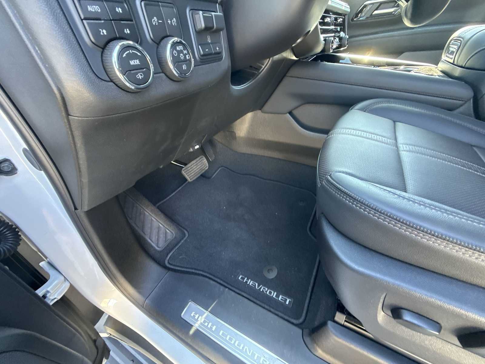 2025 Chevrolet Tahoe High Country - Photo 35