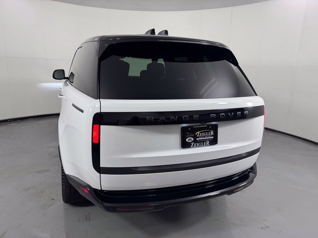 Used 2025 Fuji White Land Rover Autobiography image 7