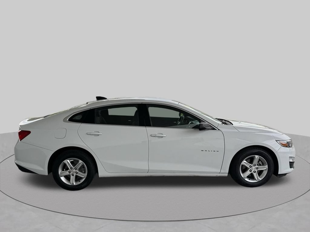 Used 2023 Summit White Chevrolet LS image 7