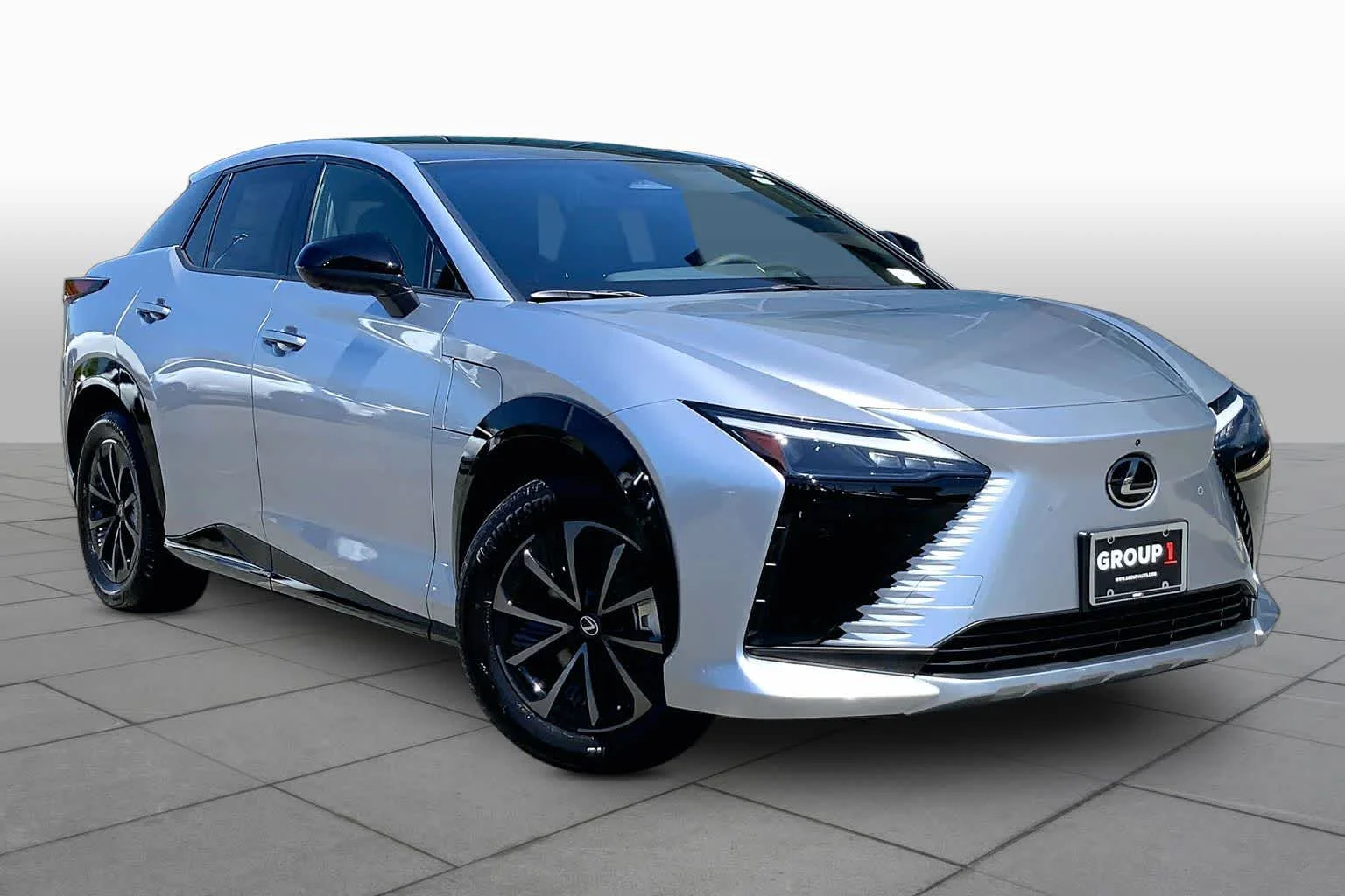 New 2026 Iridium Lexus Premium image 2
