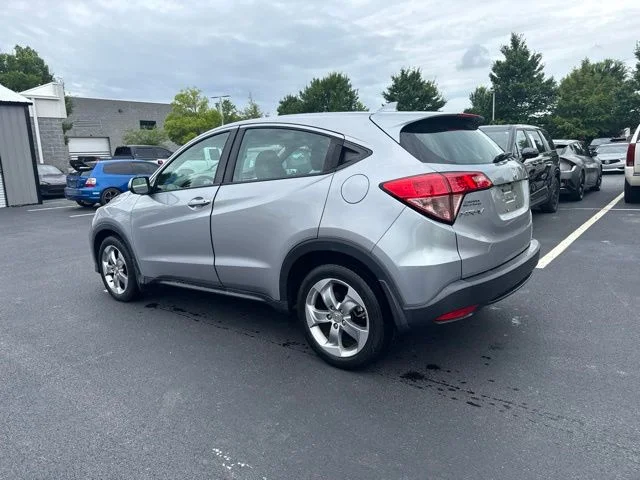 Used 2018 Gray Honda LX image 3