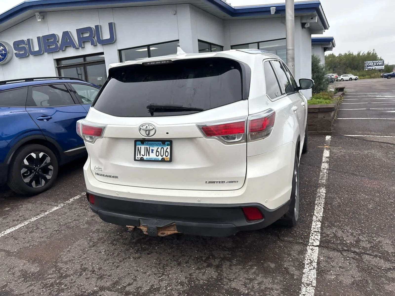 Used 2015 Blizzard Pearl Toyota Limited image 5