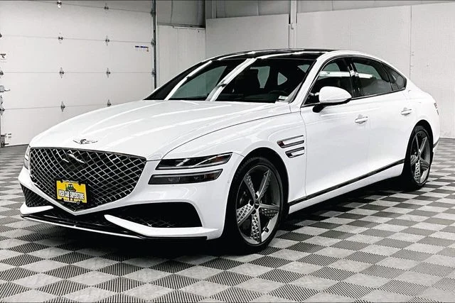 Used 2024 Alta White Genesis 3.5T image 12