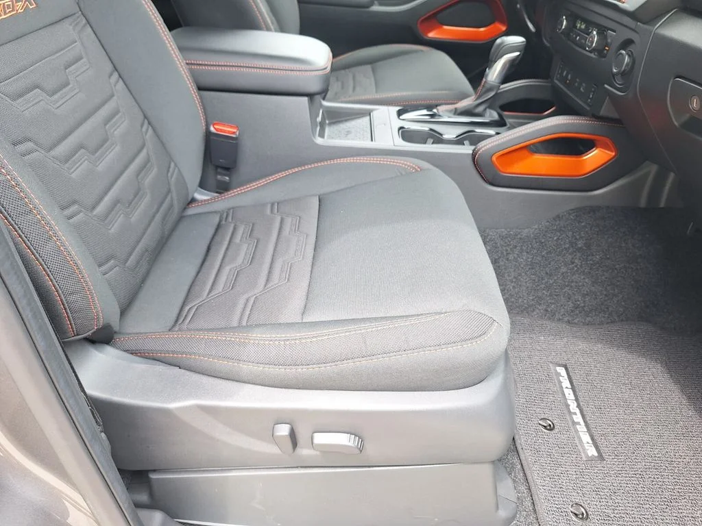 Used 2025 Gray Nissan PRO-X image 28