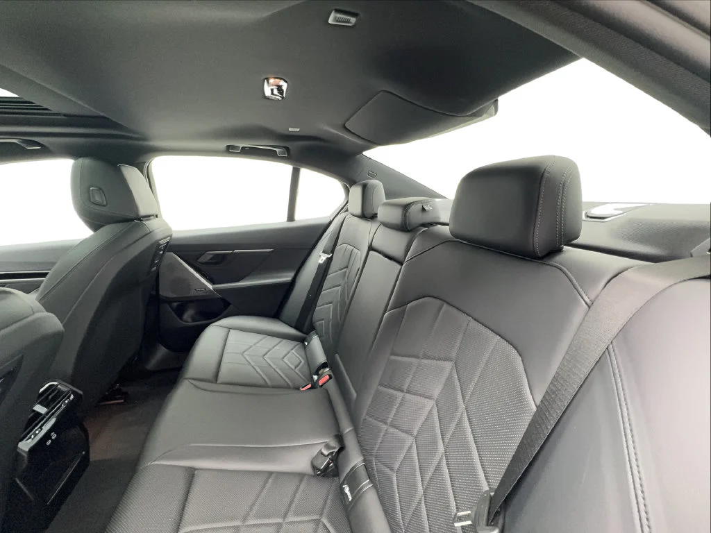 Used 2026 Black BMW 530i xDrive image 27