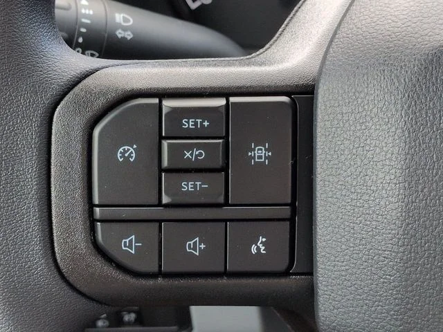 New 2026 Oxford White Ford F-450® XL image 20