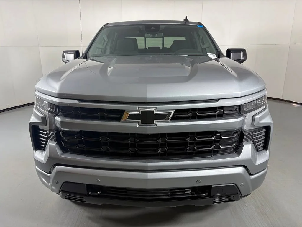 New 2026 Sterling Gray Metallic Chevrolet RST image 4