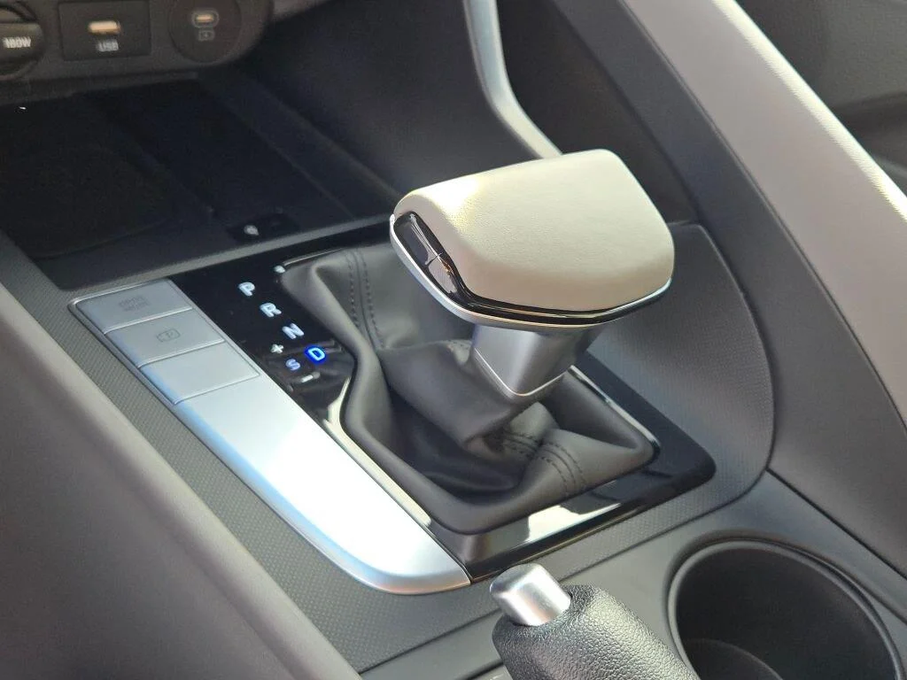 Used 2025 Ecotronic Gray Hyundai SEL Sport image 23