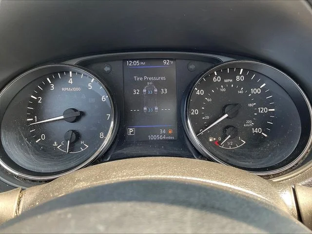 Used 2020 Silver Nissan SV image 15