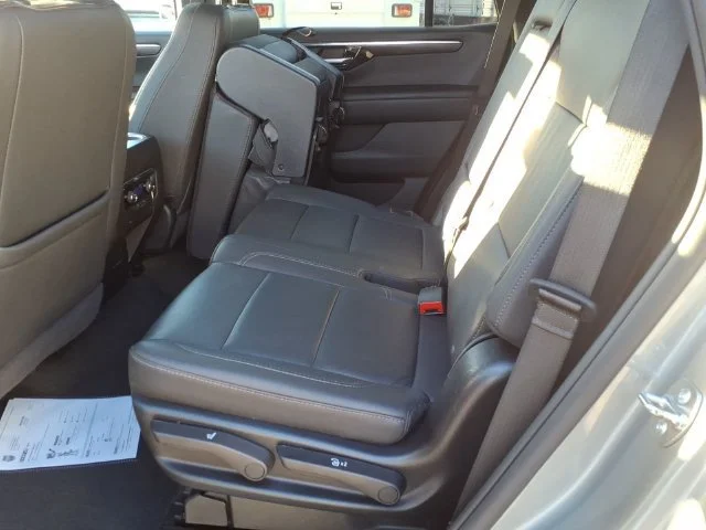 Used 2025 Sterling Gray Metallic Chevrolet LT image 13