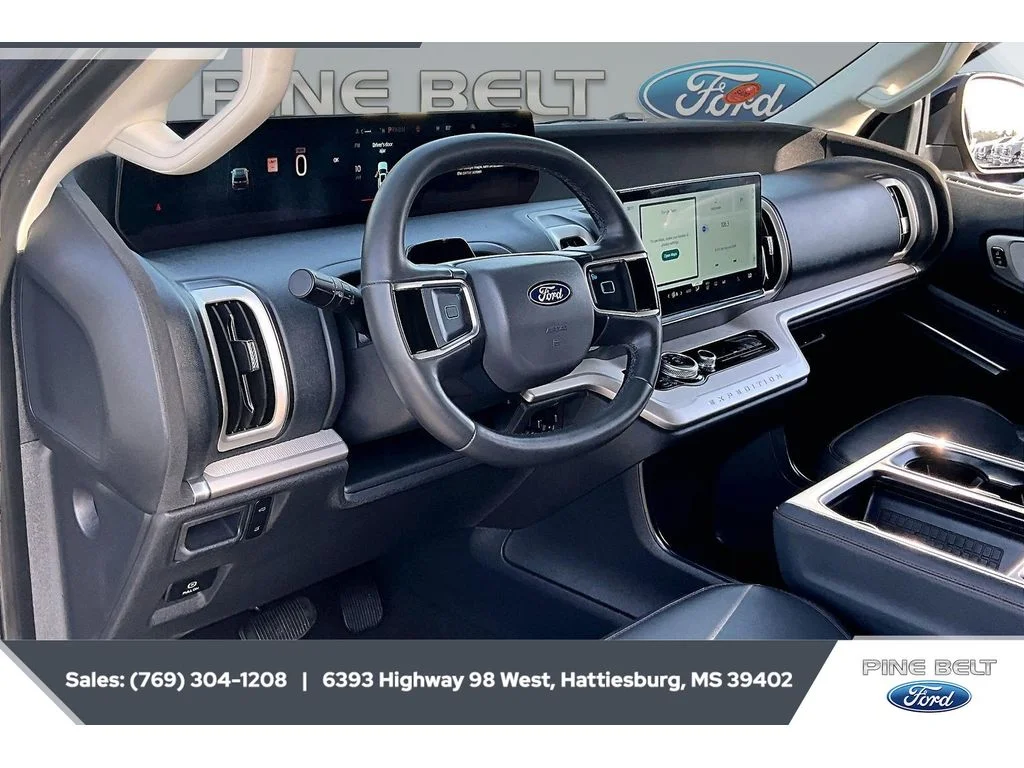 Used 2025 Stone Blue Metallic Ford Active image 12