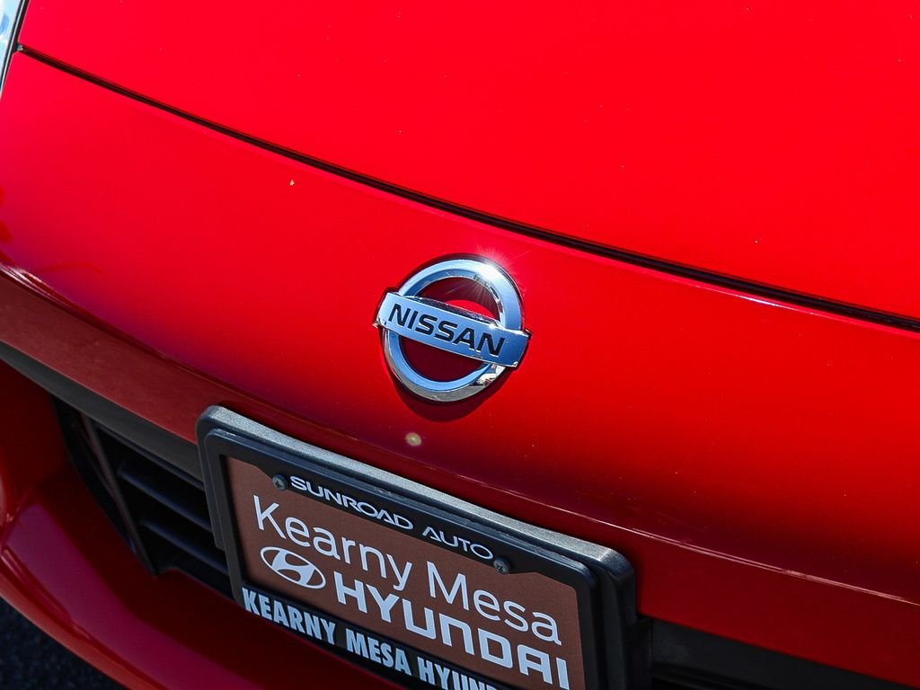 Used 2014 Red Nissan Touring image 6